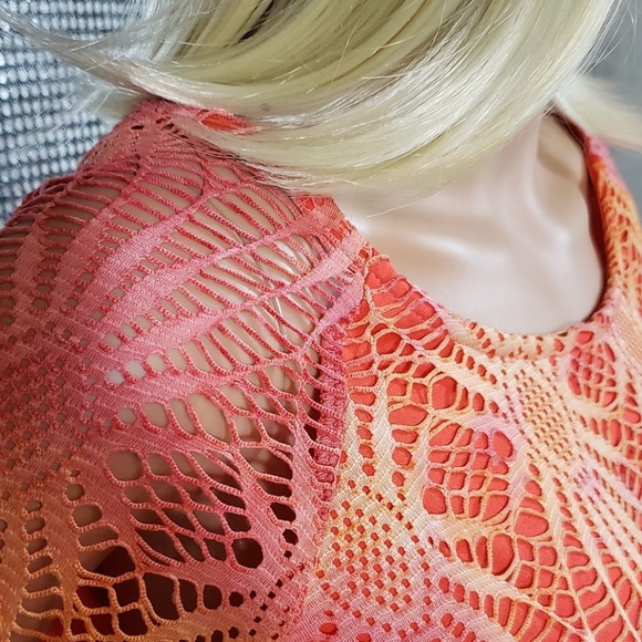 Sheer Arm Mesh Tropical Sunset Tunic / Top - Picture 2 of 3